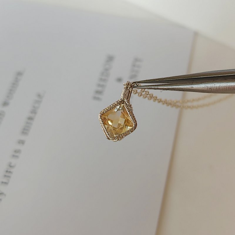 菱形刻面黃水晶吊墜 切面天然方形黃水晶項鍊 手工純銀水晶項鍊 - 项链 - 半宝石 