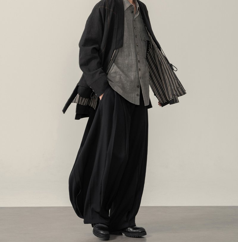 【黑羽】森系文艺复古 热塑压褶/百褶阔腿灯笼裤 - 男士长裤 - 其他材质 黑色