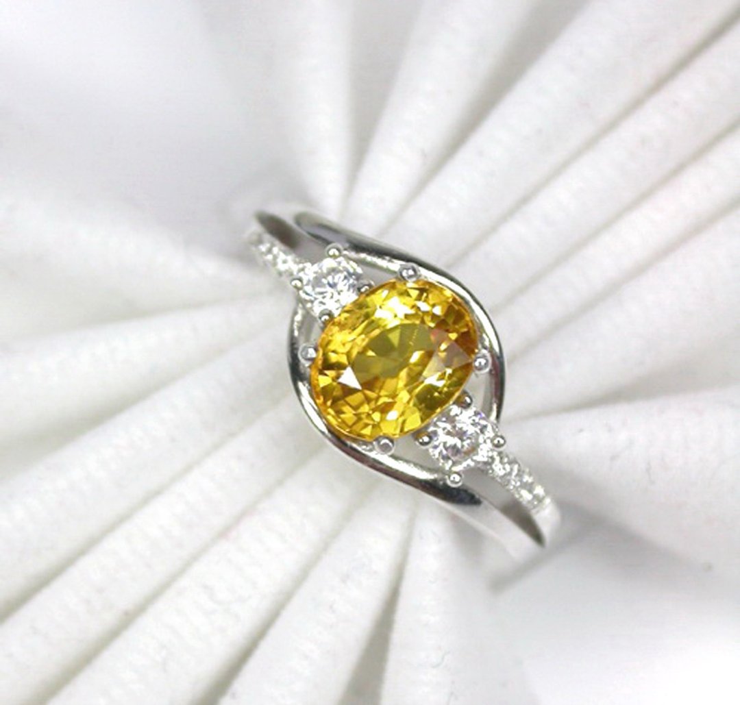 Real 2.15 ct.Genuine yellow sapphier ring silver sterling size 7.0 free resize - 戒指 - 纯银 黄色