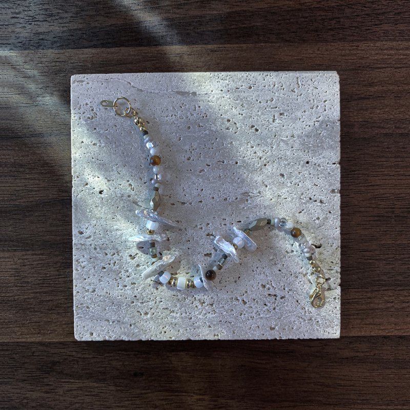 Atelier Pluton实验序号 | PL081 - 手链/手环 - 贝壳 白色