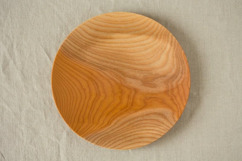 No.02 zelkova of wooden plate 24cm - 浅碟/小碟子 - 木头 卡其色