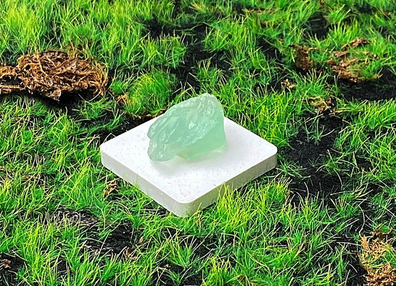 冰透清新薄荷绿萤石原石 稳定情绪 清除负面思绪 快速出货 - 摆饰 - 水晶 绿色