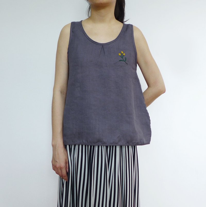 灰紫花花背心 - 女装背心 - 棉．麻 紫色