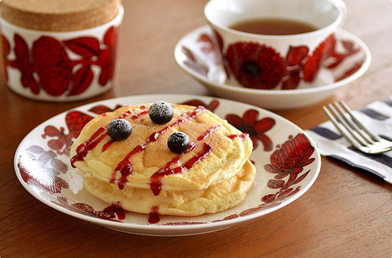 Gustavsberg 红花Aster 22cm餐盘 - 盘子/餐盘/盘架 - 瓷 红色