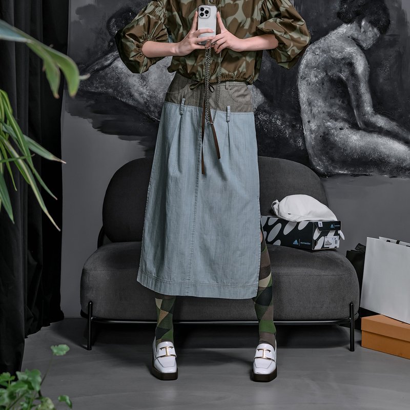 俐落配色侧开衩牛仔裙 - 裙子 - 棉．麻 蓝色