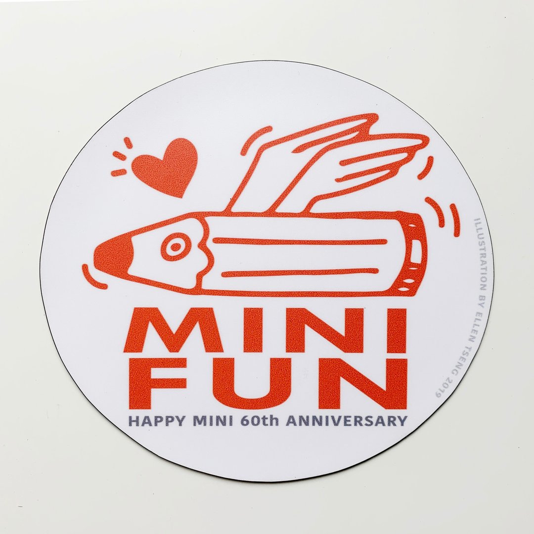 磁铁车贴- 迷你乐趣(圆款红) | 独家设计Mini汽车60周年纪念系列 - 冰箱贴/磁贴 - 防水材质 卡其色