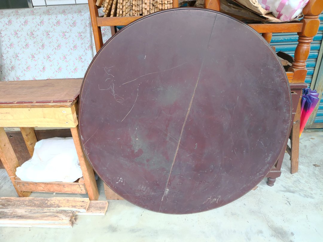 台湾乌心石大圆桌二块板坚固是老件没桌脚限自取低价起标 - 餐桌/书桌 - 木头 