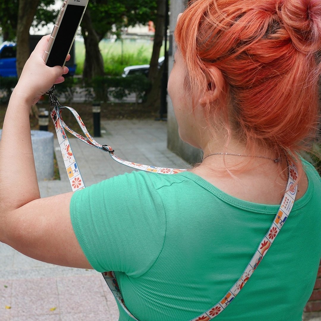 侧背手机挂绳 Crossbody Phone Strap - 老磁砖　礼物推荐 - 挂绳/吊绳 - 聚酯纤维 卡其色