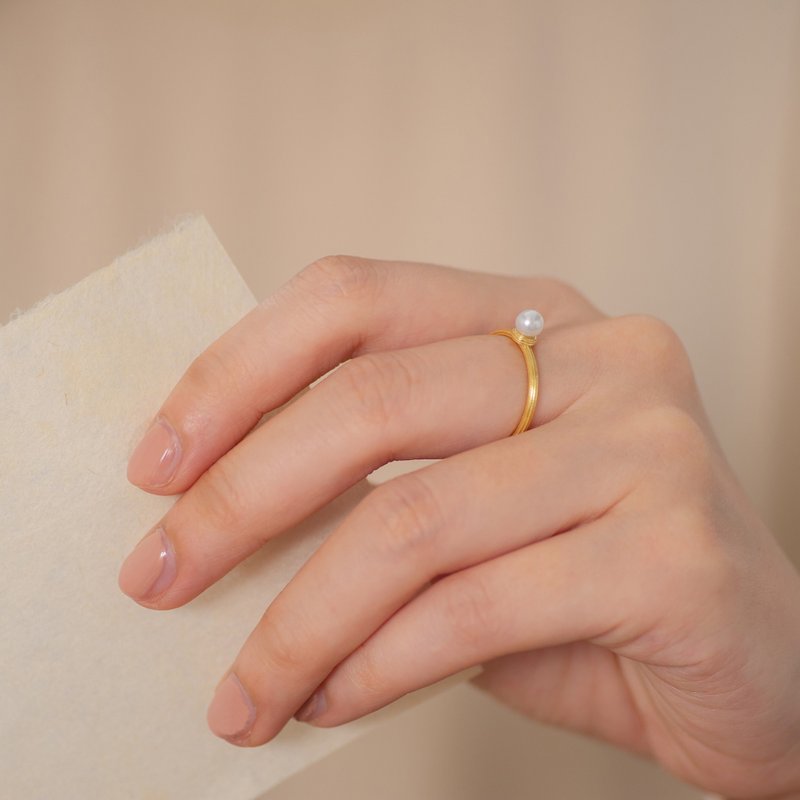 Akoya日本海水珍珠18K装饰戒指 罗马式风格 - 戒指 - 宝石 白色