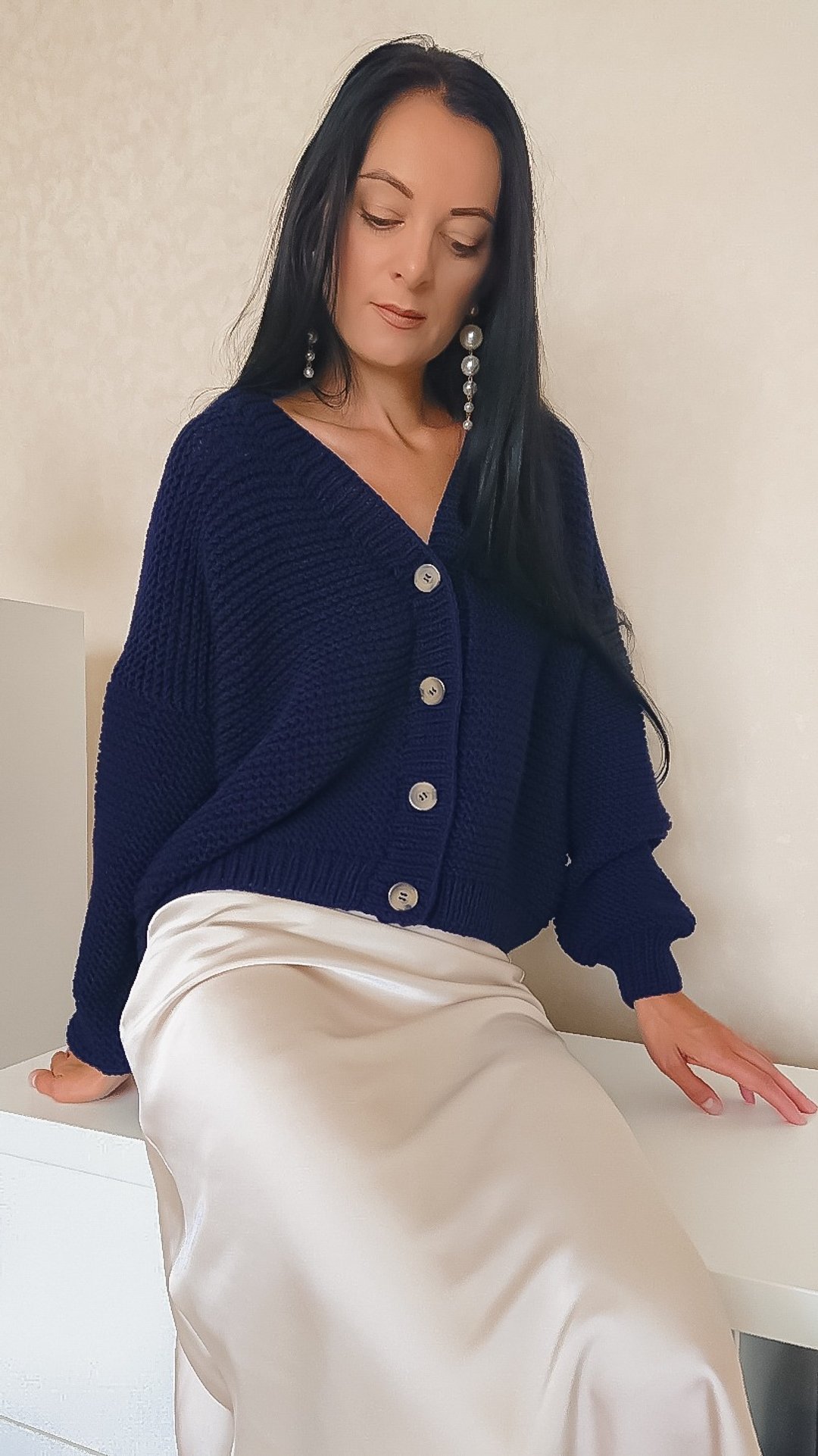 Wool sweater with buttons V neck knit cardigan Loose sweater jacket Knit coat - 女装针织衫/毛衣 - 棉 
