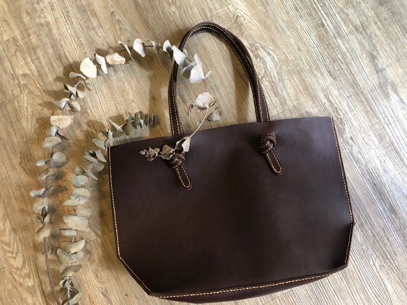 拧结托特包 ToTe 意大利软植鞣 购物包 大包 皮革 桃园 两人成团 - 皮件 - 真皮 