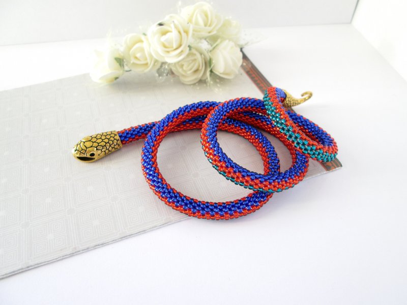 Beaded Snake Turquoise Red Blue bracelet for women Ouroboros jewelry Snake rope - 手链/手环 - 其他材质 多色
