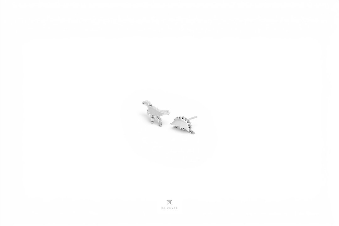小恐龙耳环 - 耳环/耳夹 - 纯银 银色
