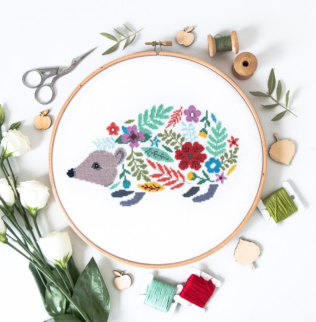 Floral Hedgehog Cross Stitch PDF Pattern 十字繡 - 编织/刺绣/羊毛毡/裁缝 - 其他材质 