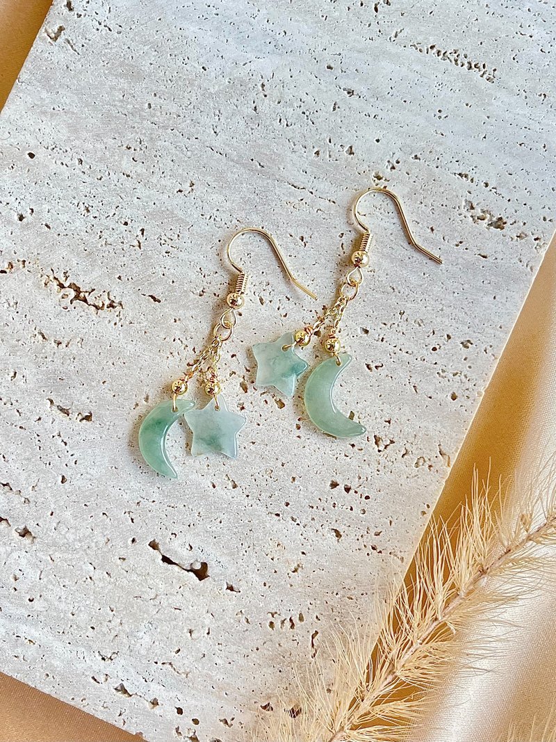 缅甸玉A货翡翠-飘花星星月亮翡翠14k包金耳环 天然石 耳夹 翡翠 - 耳环/耳夹 - 玉石 金色