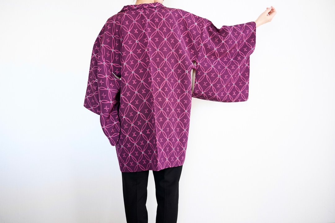 purple kimono, floral haori, vintage kimono, kimono jacket, Japanese kimono - 女装休闲/机能外套 - 丝．绢 紫色