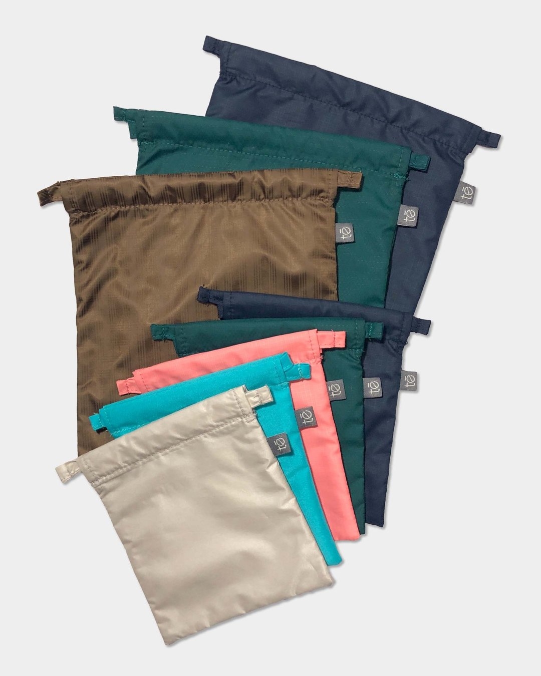 P10x2 + P15x1 - 3件组合 / 随机出货 - 束口袋双肩包 - 聚酯纤维 多色