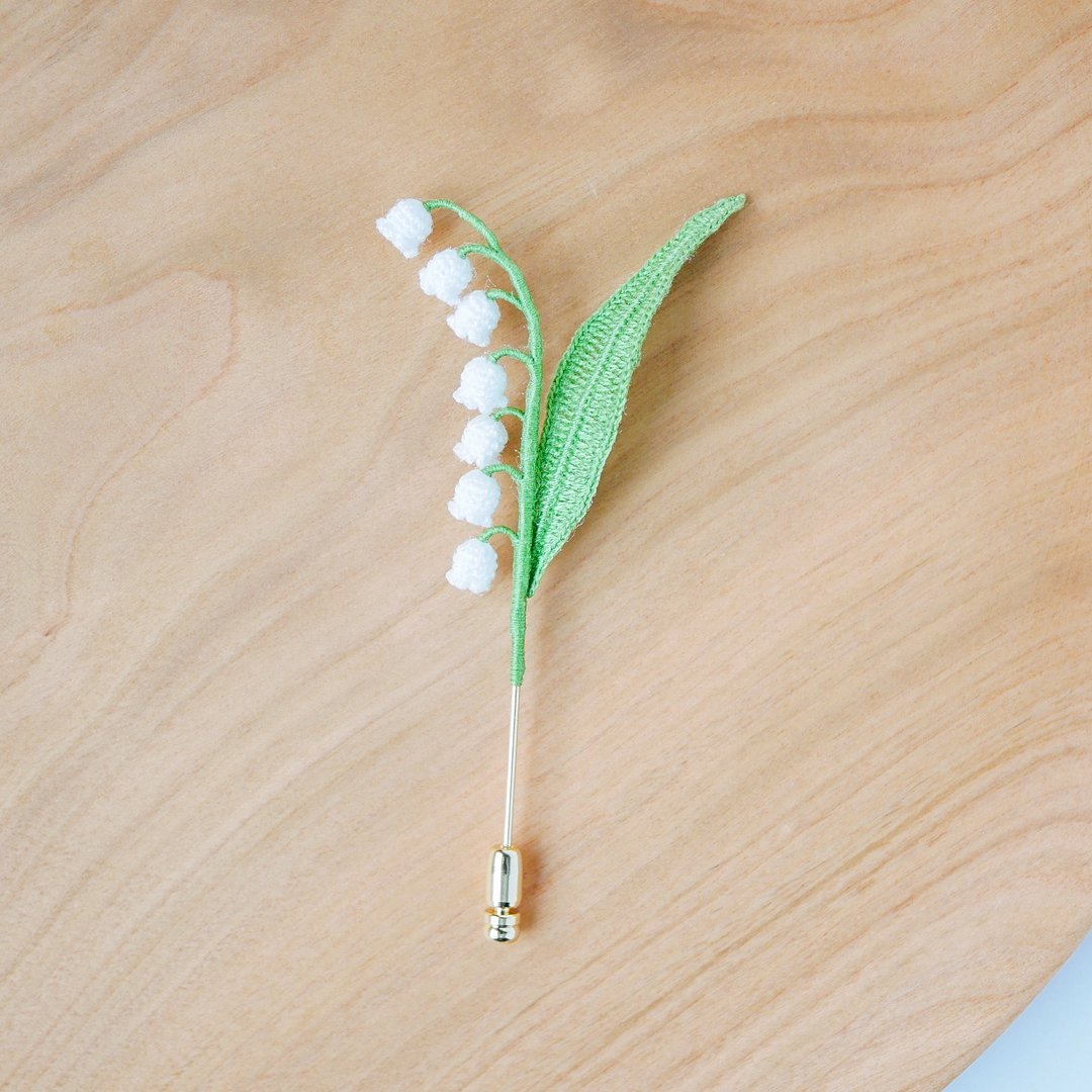 铃兰别针胸针　花/手工 / 手工编织 / 绣花线 - 胸针 - 绣线 白色