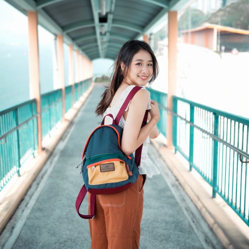 【DOUGHNUT】10.5寸 防泼水 迷你后背包 大学包 日常-湖水蓝 MHA - 后背包/双肩包 - 尼龙 多色