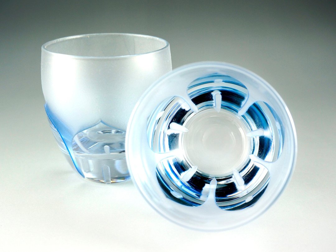 Kikyo sake cup [Tsukusa] - 酒杯/酒器 - 玻璃 蓝色