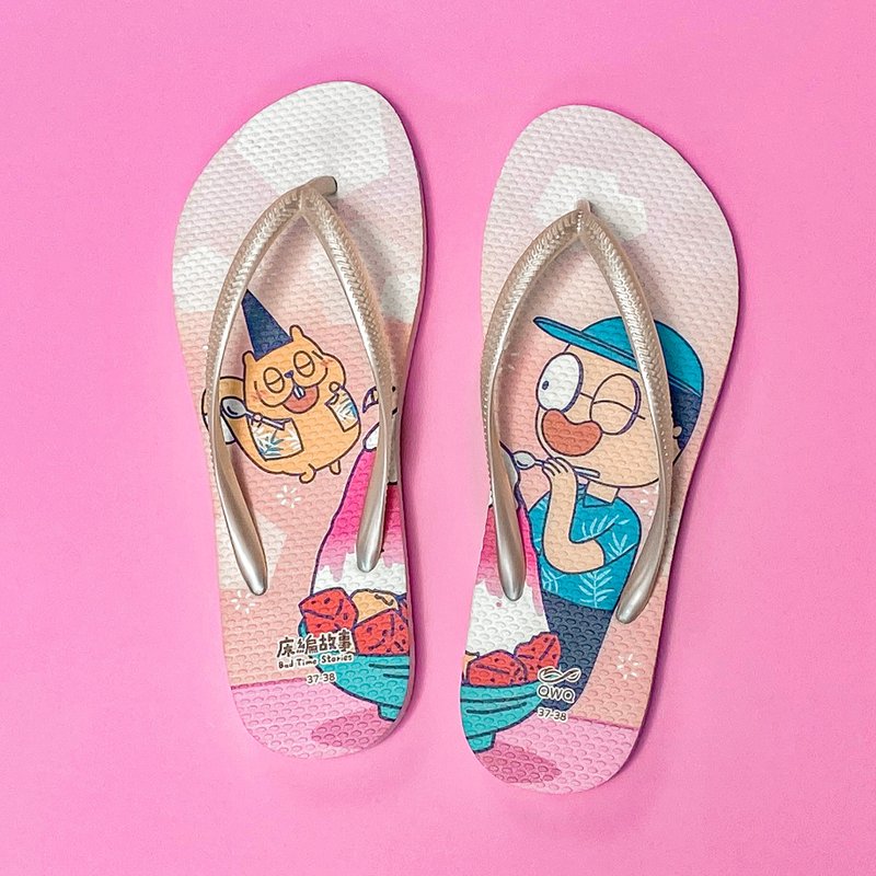 女款防滑夹脚拖鞋-床编故事联名人字拖鞋-消暑刨冰- - 拖鞋 - 橡胶 多色