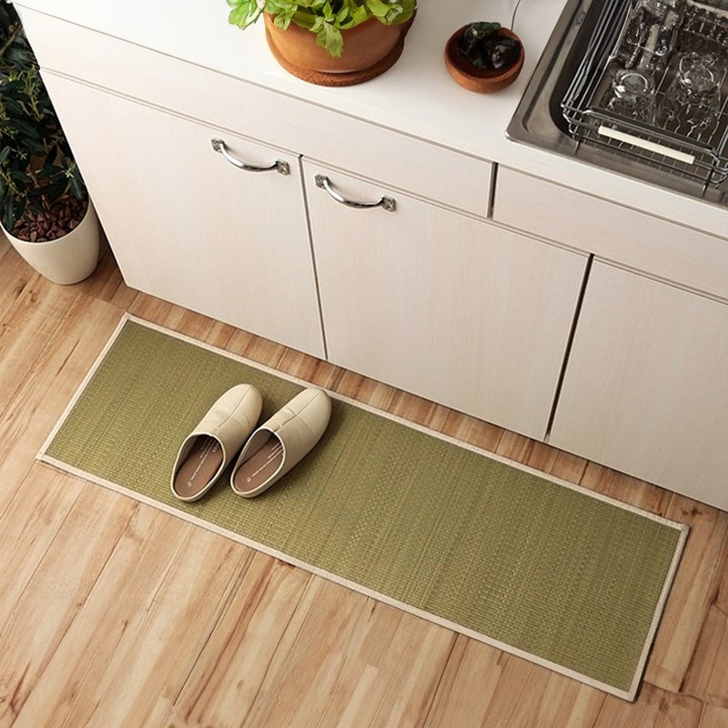 【携带便利】蔺草脚踏垫Mirai 天然蔺草脚踏垫舒适踩踏 四季适用 - 地垫/地毯 - 植物．花 