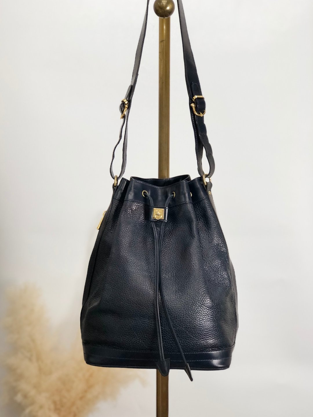 【日本直送，名牌包装】CELINE 单肩包 深海军蓝 Gancini 皮革抽绳 Vintage 5xguk7 - 侧背包/斜挎包 - 防水材质 蓝色