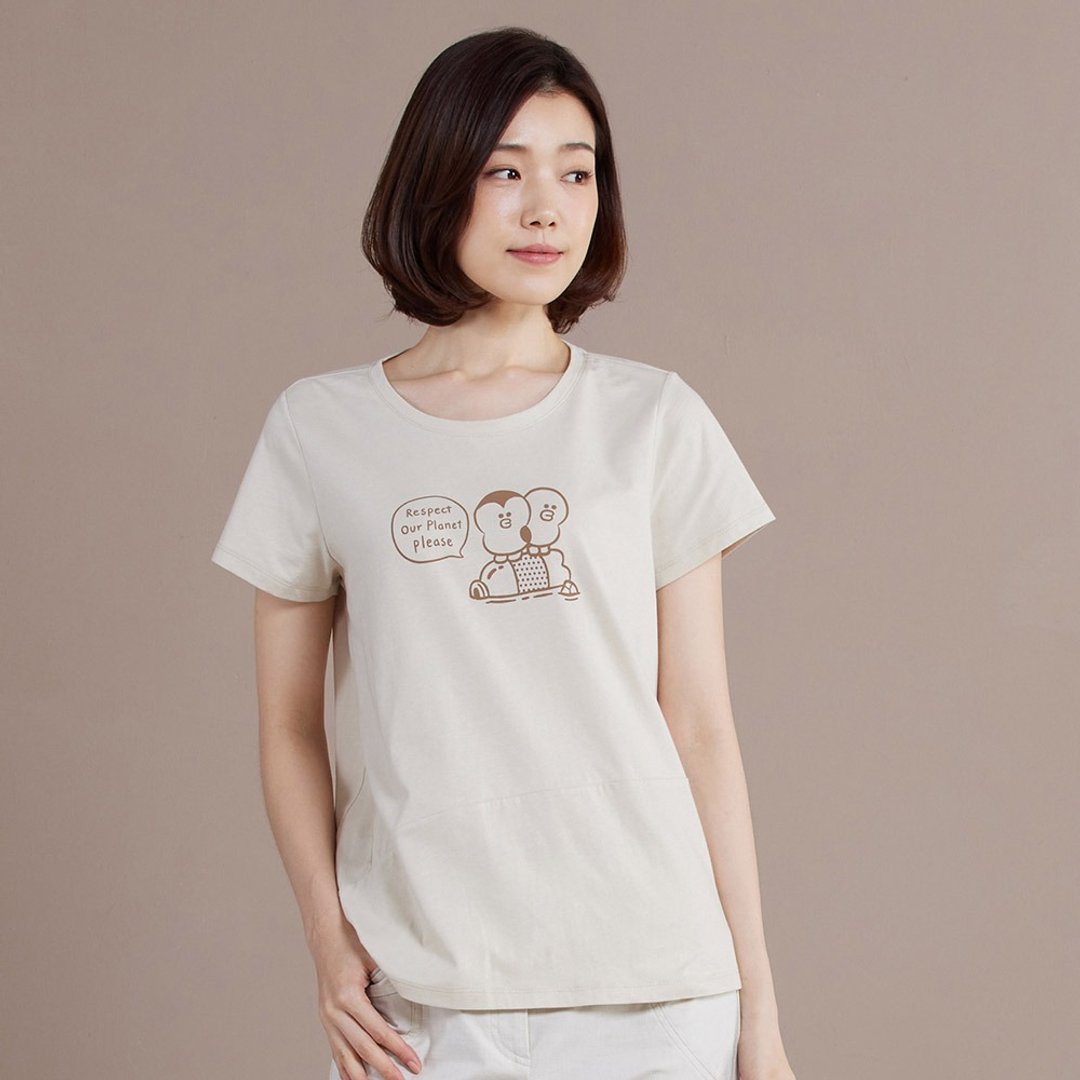 LINE FRIENDS | 企鹅莎莉网印短袖上衣-奶霜杏 - 女装 T 恤 - 棉 卡其色