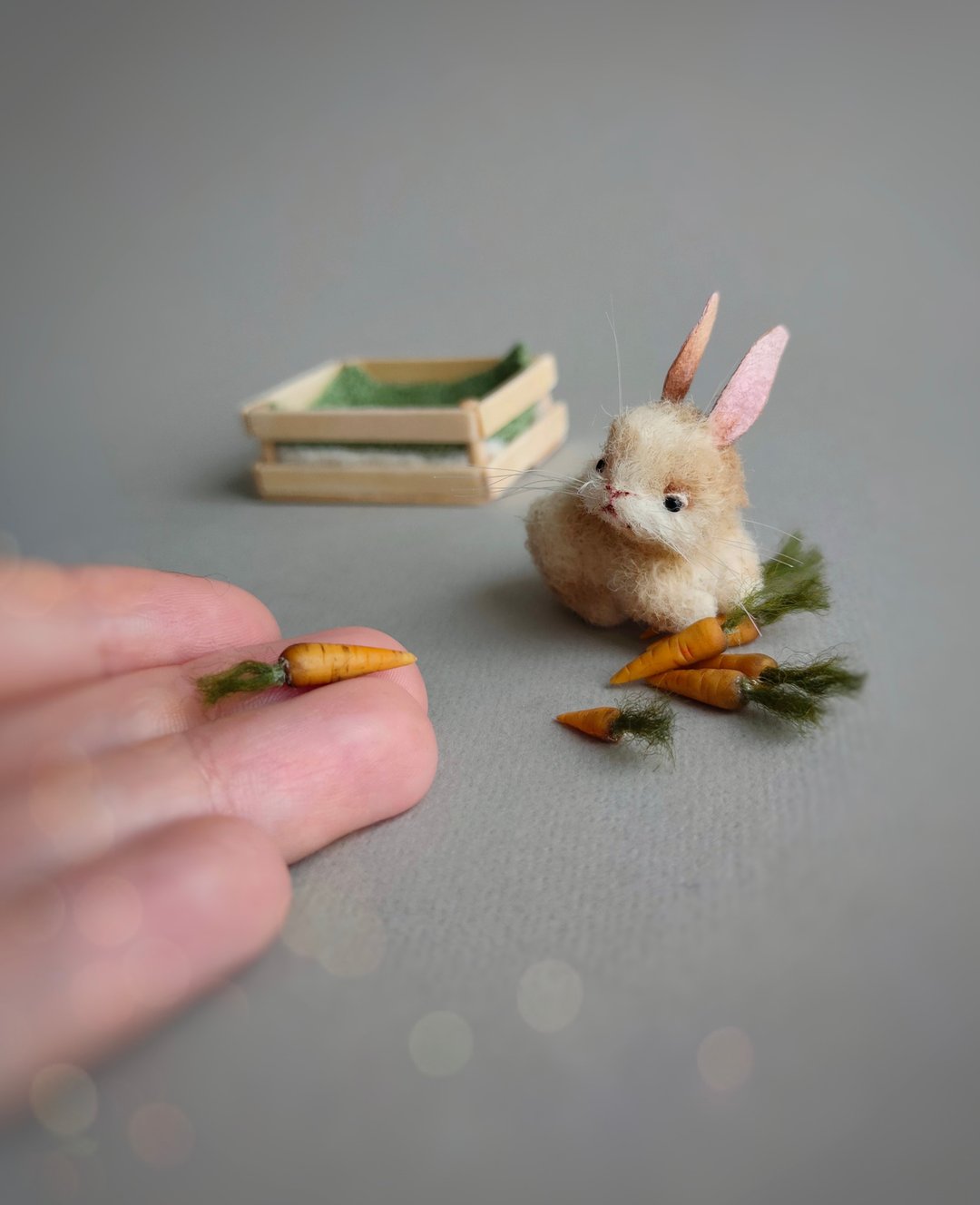 Dollhouse miniature Realistic rabbit cute bunny doll pet /1,1 inch (3cm) - 玩偶/公仔 - 其他材质 咖啡色