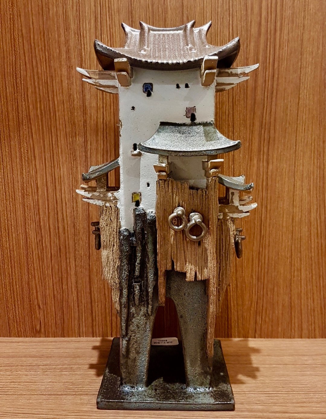 N131白房子小筑城陶瓷灯(金色屋顶) - 花瓶/陶器 - 陶 白色