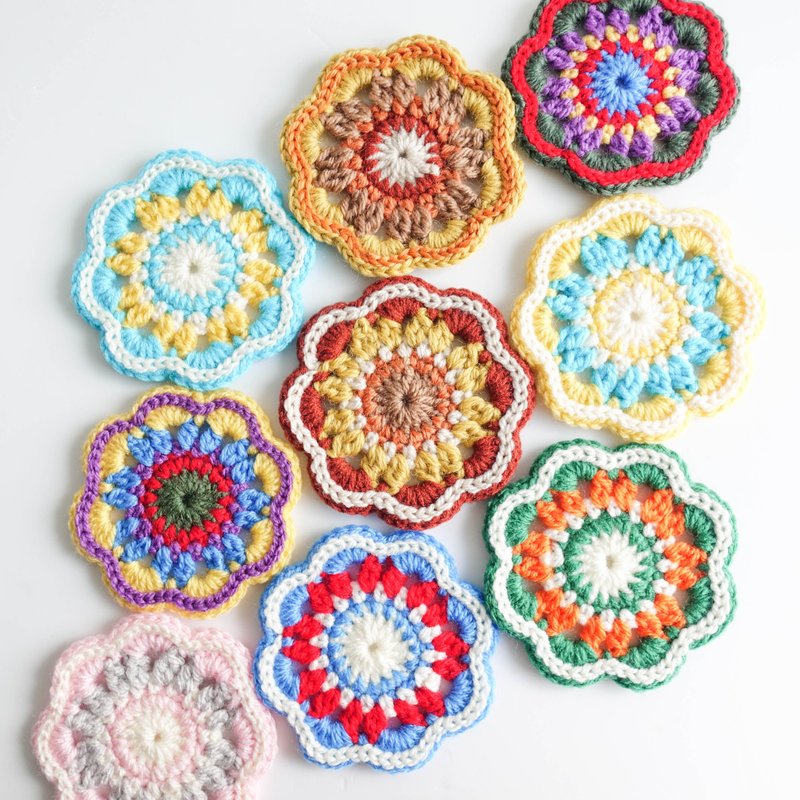 民族风拼色编织杯垫 | 露营 野餐 布置装饰 - 杯垫 - 其他人造纤维 多色