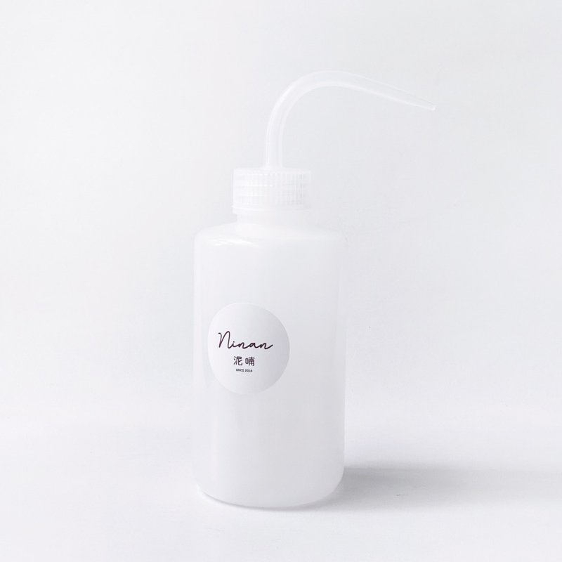 (现货) 挤压式弯嘴多肉浇水器 250ml 浇花器 - 植栽 - 塑料 透明