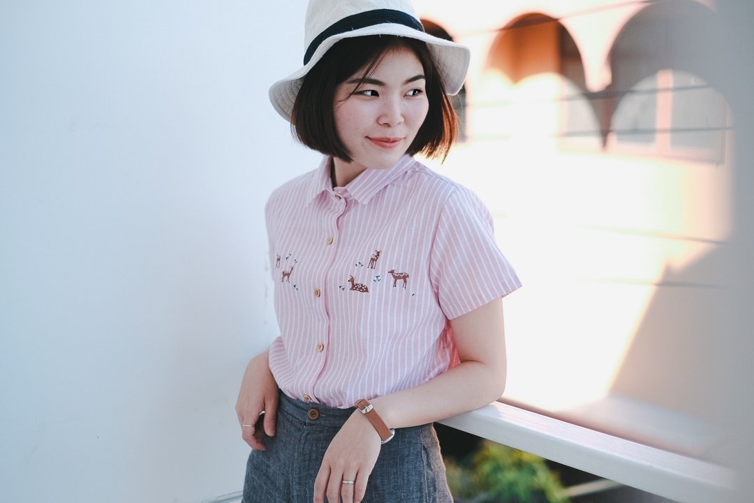 Deer Shirt 鹿 : Pink 粉 - 女装上衣 - 绣线 粉红色