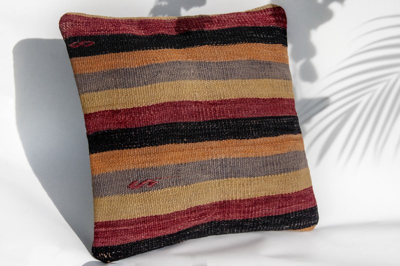 土耳其地毯抱枕套 羊毛抱枕套 kilim图腾地毯枕头套-东欧吉普赛 - 枕头/抱枕 - 羊毛 多色