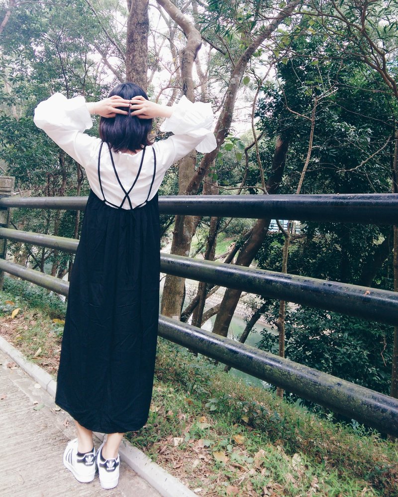 荷叶袖上衣 (只有一件) - 女装上衣 - 聚酯纤维 白色