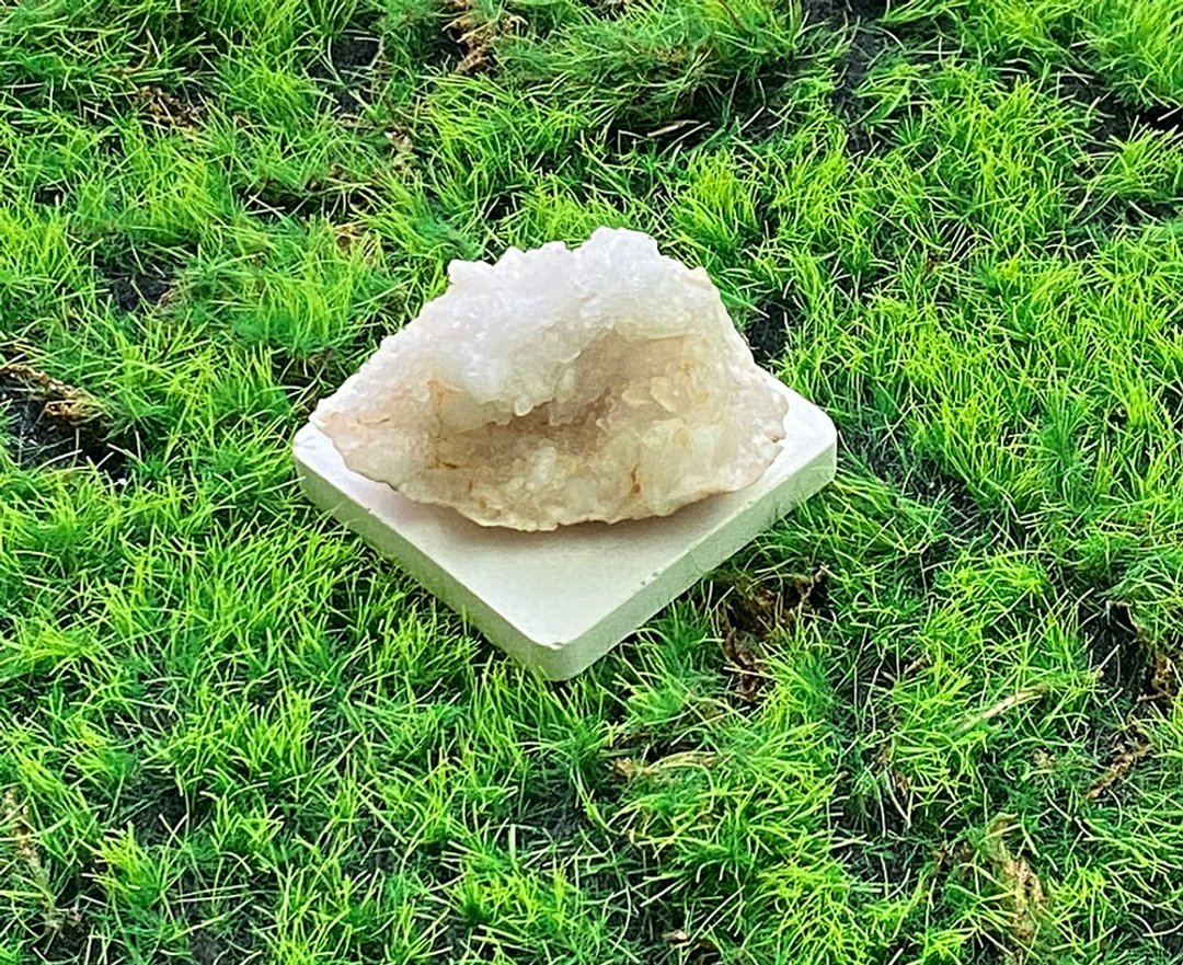 天然原矿可爱玛瑙可爱白水晶花  疗愈 开运 净化 原矿 家居摆件 - 摆饰 - 水晶 