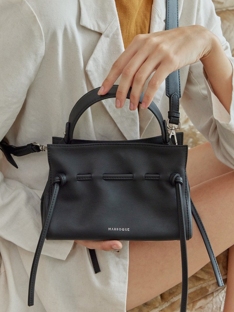 Drawstring genuine leather Crossbody bag - 手提包/手提袋 - 真皮 黑色