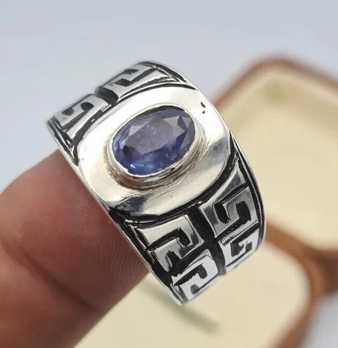 Sapphire Unheated Untreated Natural Blue Ceylon Neelam Stone Jewelry Handmade - 戒指 - 宝石 蓝色