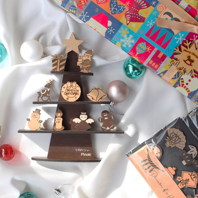 【12 个月套装】每月皆可享的季节装饰 : 我们的树 12 个月套装 - 摆饰 - 木头 咖啡色