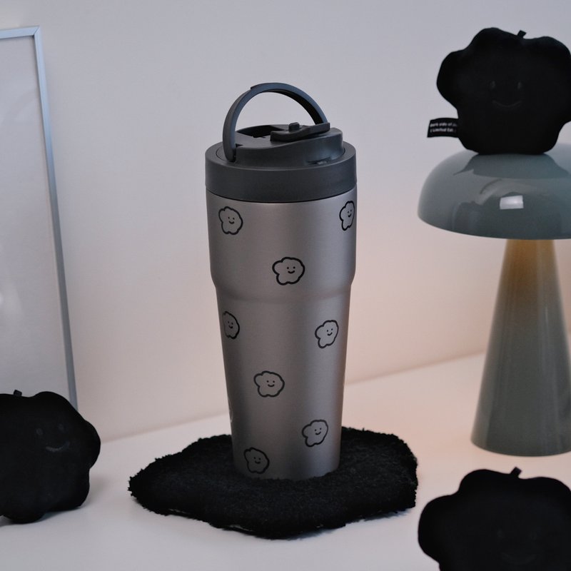 WOKY 联名 Ti 浑圆杯 附 Tritan 吸管 飘浮EMO 770ml 保温瓶 纯钛 - 保温瓶/保温杯 - 其他材质 黑色