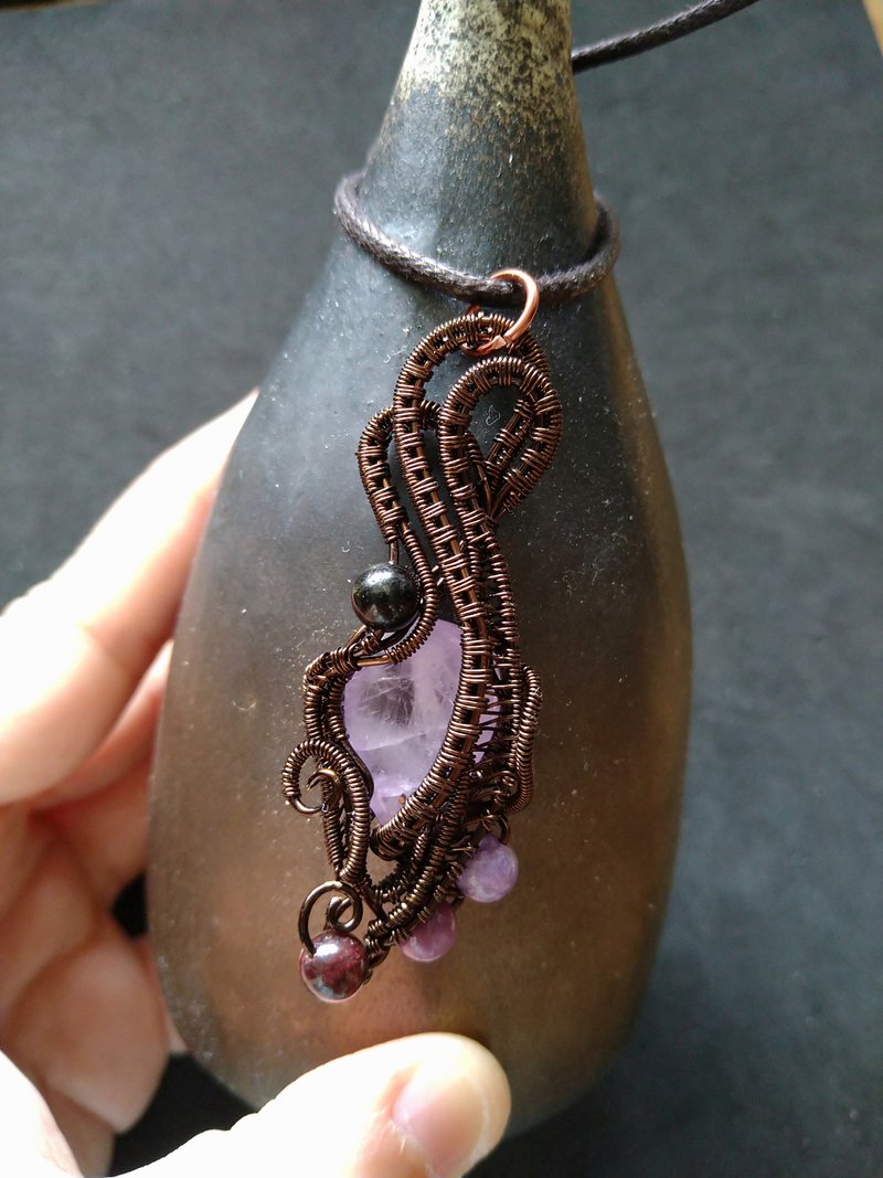 **紫锂辉石 /暗夜精灵** 水晶 矿石吊坠 项链 金属编织 - 项链 - 玉石 紫色