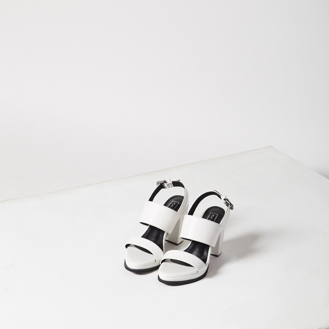 Heels shoes - Friendly High Heels - White - 高跟鞋 - 人造皮革 白色