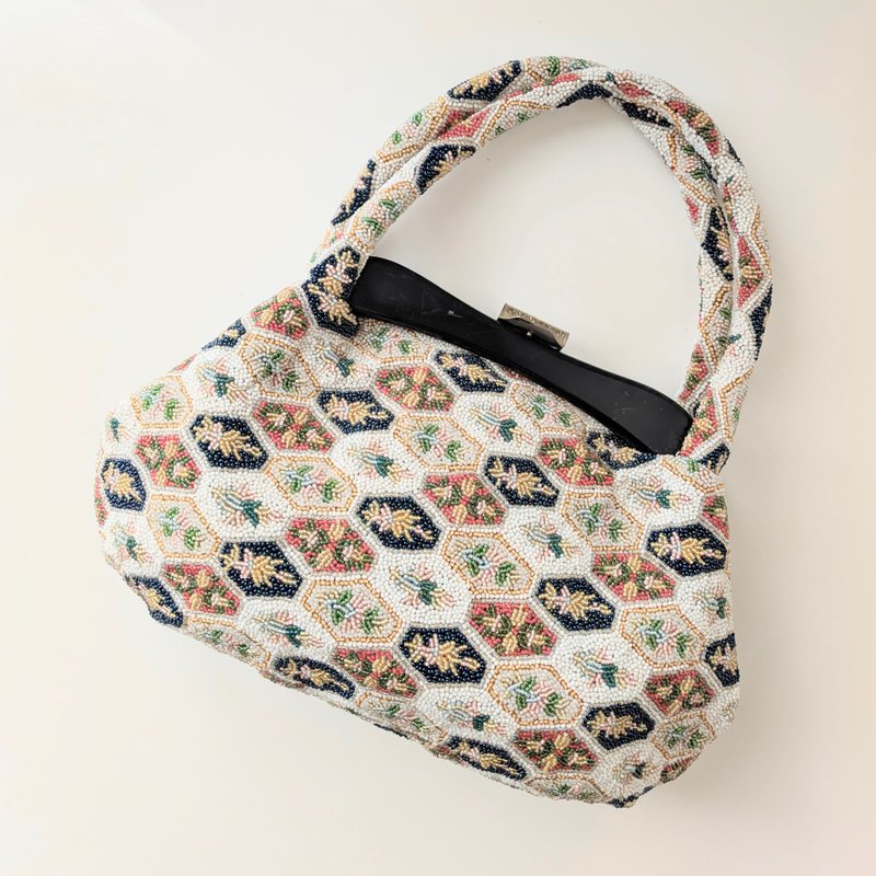 复古 手提包 白色 花 龟甲 大容量 派对包 宴会包 手作ビーズ刺绣 复古风 - 手提包/手提袋 - 其他材质 白色