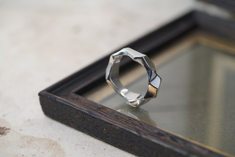 925银石板街戒指 (R34) - 戒指 - 纯银 