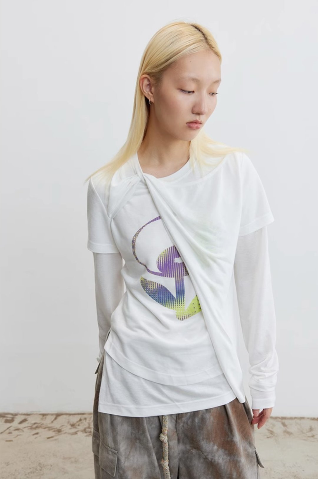 Taichi Long Tee 太极花印章打底衫 - 女装上衣 - 其他材质 白色