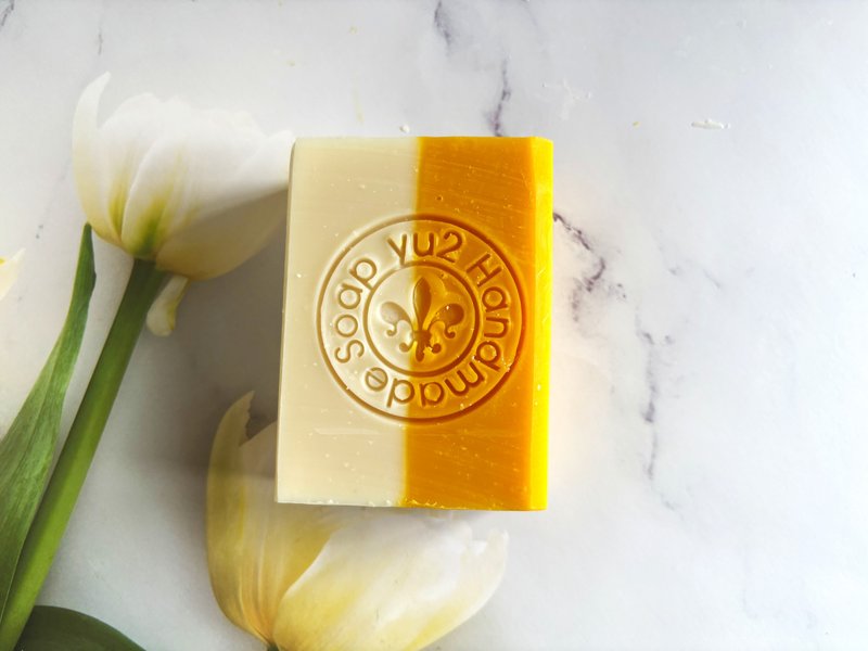 双重滋润鲜奶手工皂(精油挥发,香气淡, 但不影响使用) - 肥皂/手工皂 - 其他材质 