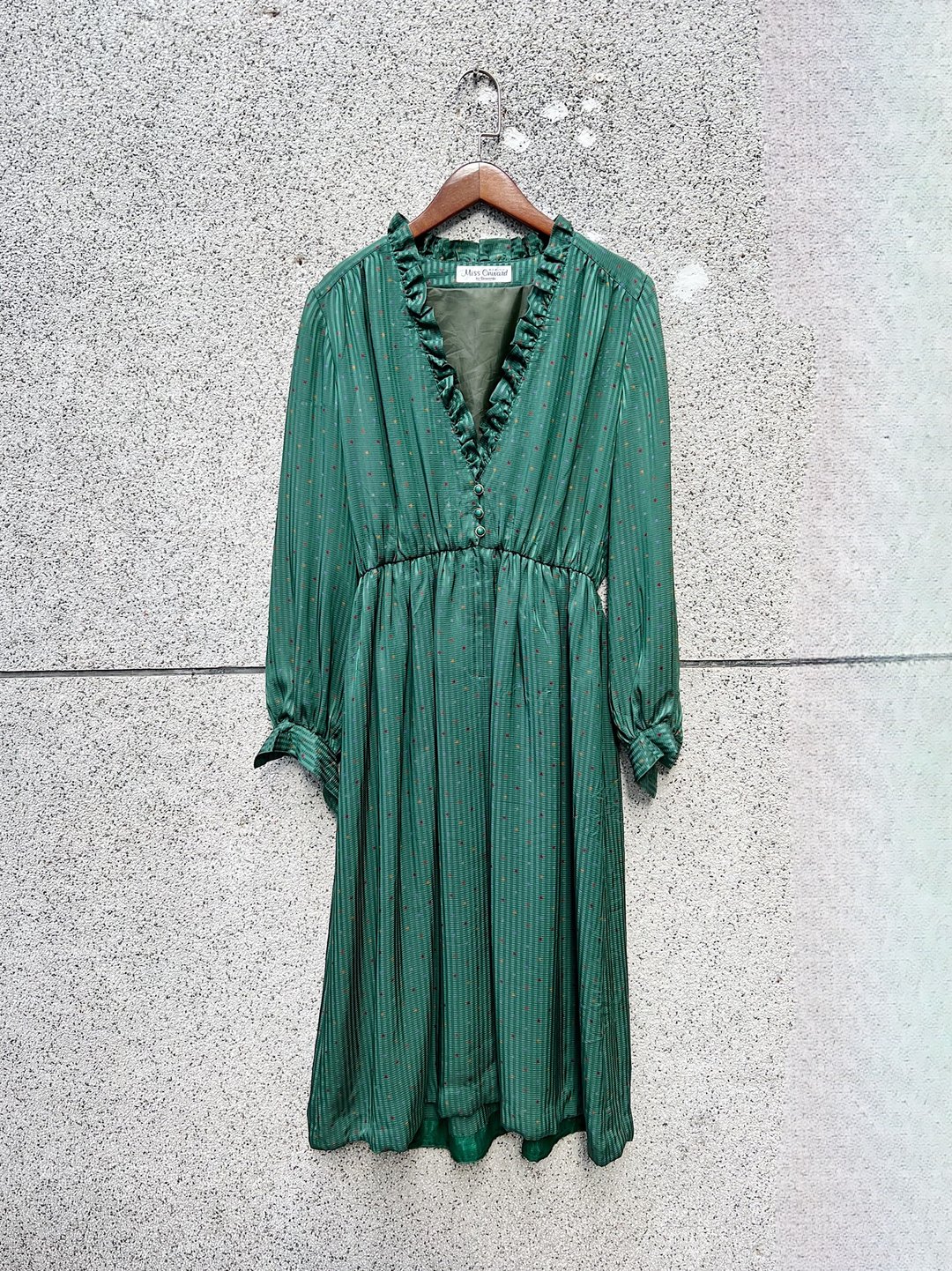 正绿色彩星碎点亮面滑布 花朵领雪纺纱洋装连衣裙vintage dress - 洋装/连衣裙 - 聚酯纤维 绿色