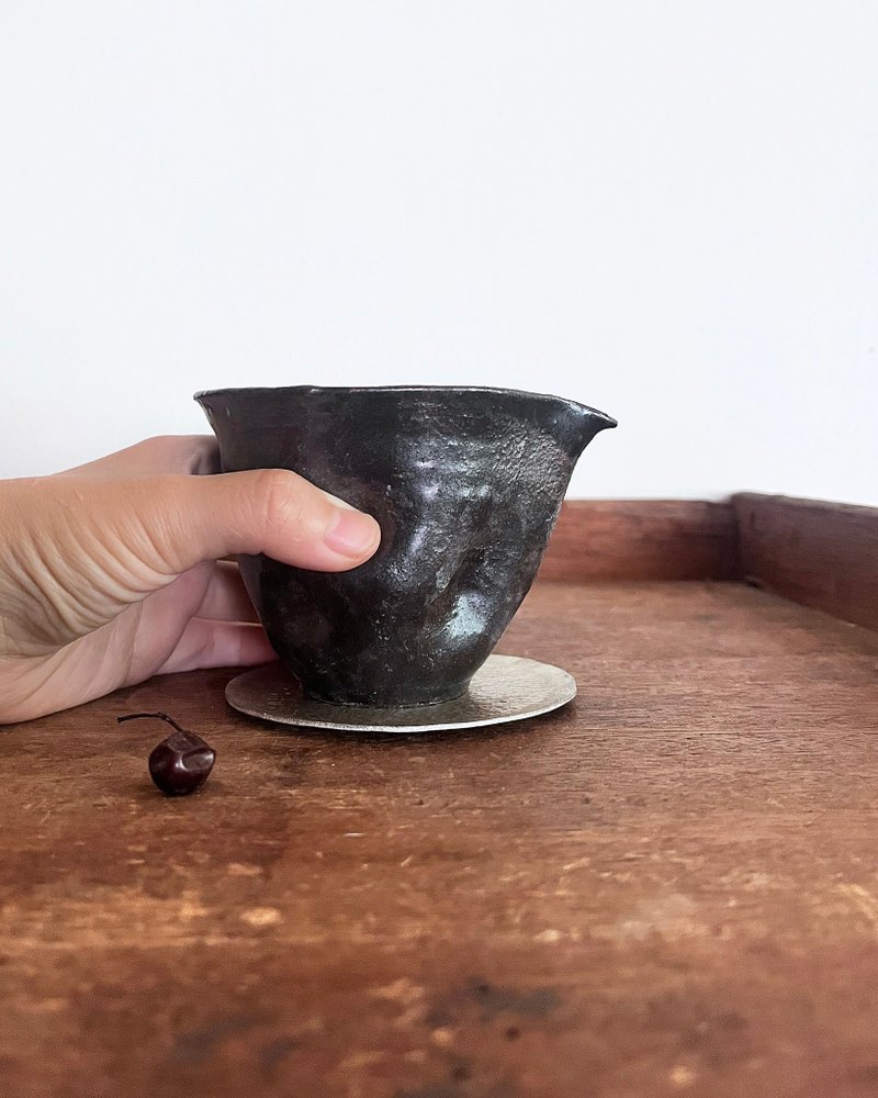 凹凸 茶海 公道杯 一九零 | 陶器皿 - 茶具/茶杯 - 陶 黑色