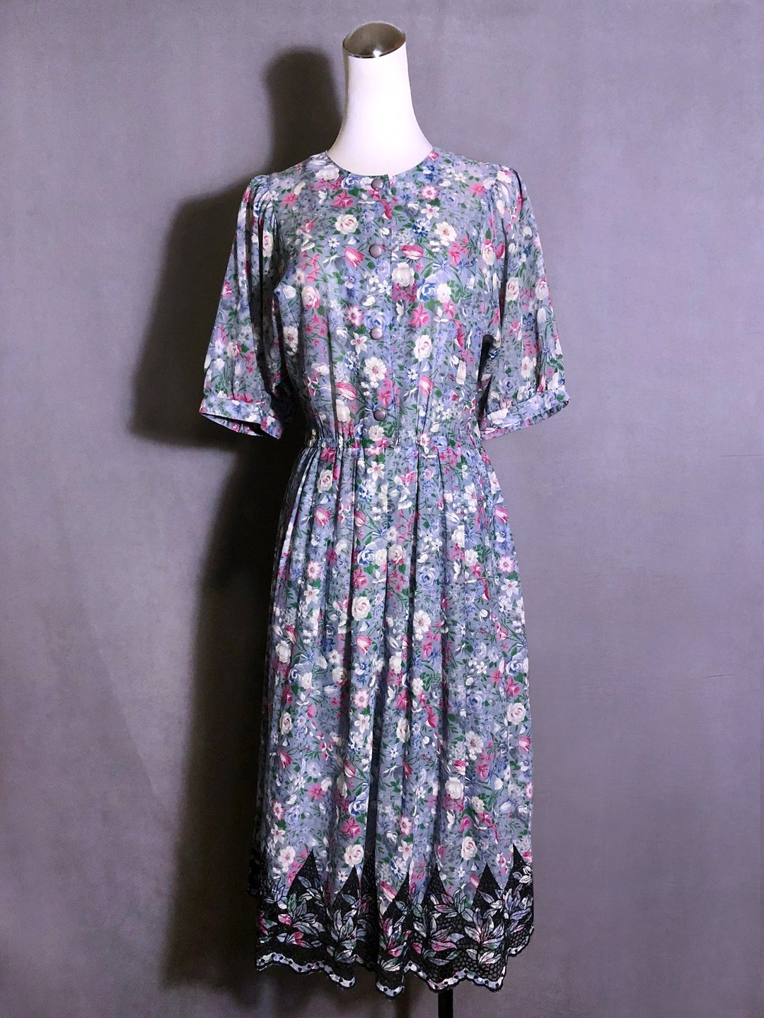 花朵刺绣短袖轻古董洋装/ 国外带回 VINTAGE - 洋装/连衣裙 - 聚酯纤维 蓝色
