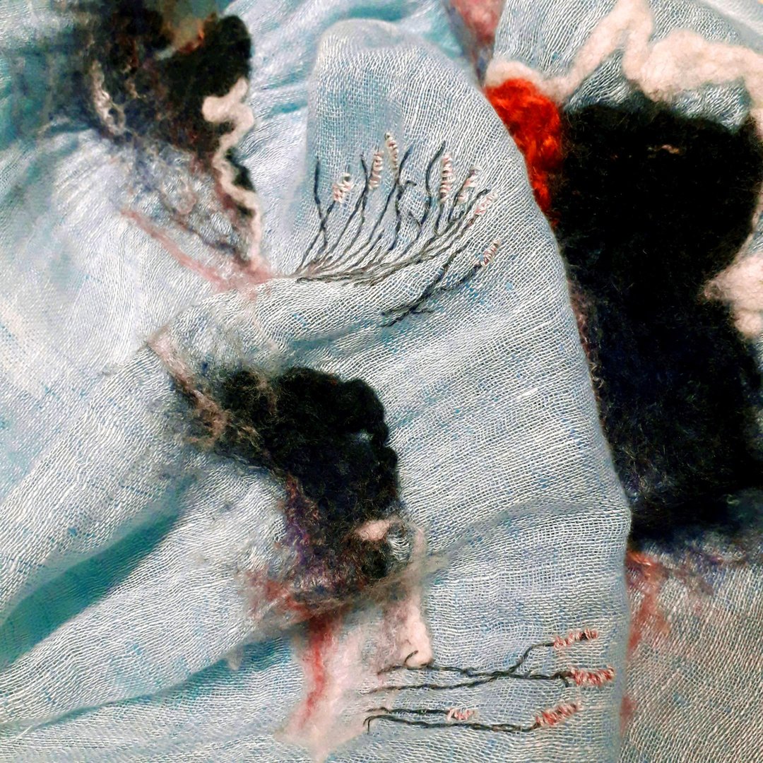 原创手工画  手作羊毛毡绒图案 双色全麻围巾 (风暴中的小树) - 围巾/披肩 - 棉 蓝色